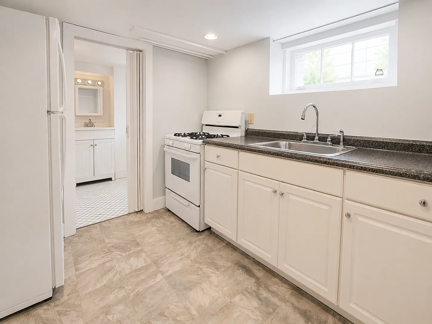 1 bed, 650 sqft, $750 — Photo 4