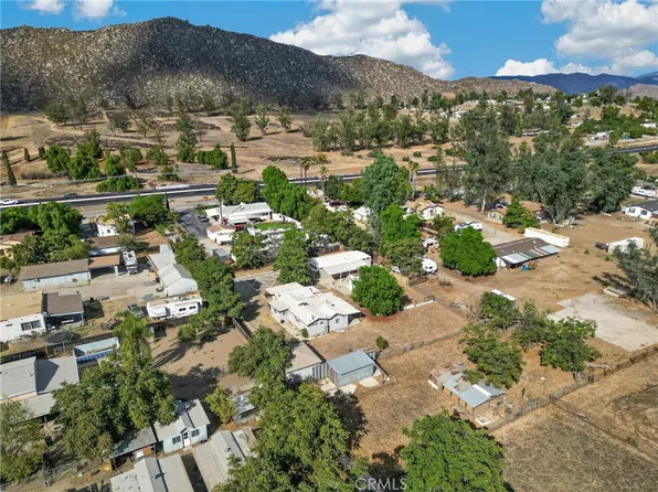 33063 State Highway 74, Hemet, CA 92545