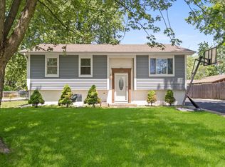 334 Hanover Dr, Bolingbrook, IL