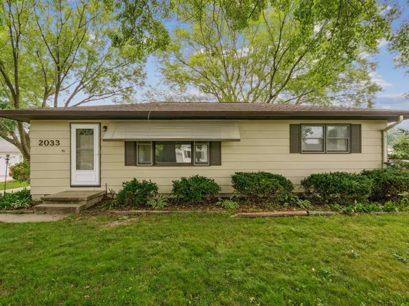 2033 Casper Ave, Waterloo, IA 50701