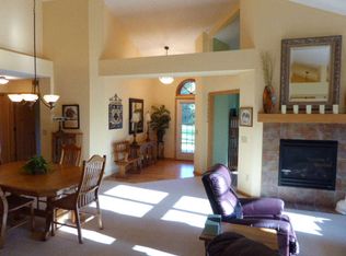 79 Deerwood Ct, Hudson, WI 54016