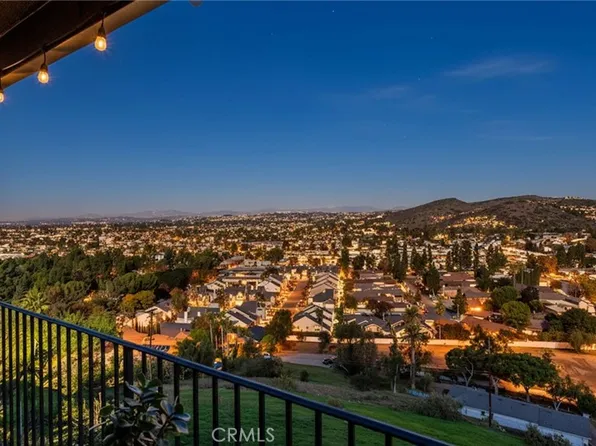 12348 Circula Panorama, Santa Ana, CA 92705