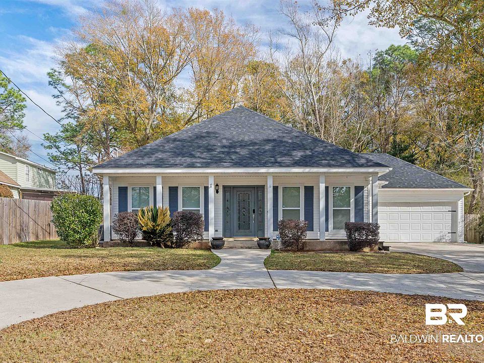 1st image of 126 Lake Forest Blvd