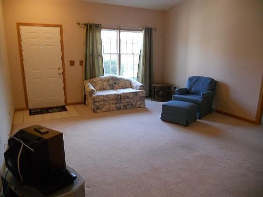 2nd image of 1120 Chovan Dr
