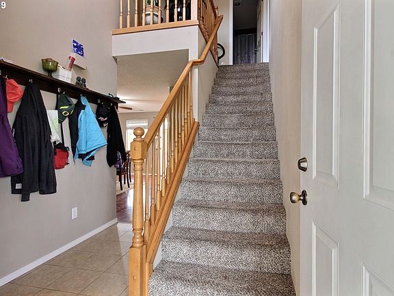 3rd image of 16104 NE 72nd Cir