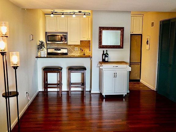 5th image of 5715 Indian Ct #181