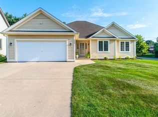 6800 Magnolia Ct, Greendale, WI 53129