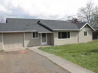 1005 Talent Ave, Talent, OR 97540