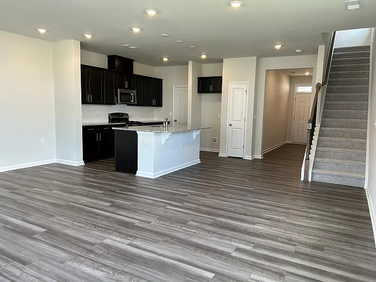 4920 Arkose Dr — Photo 7