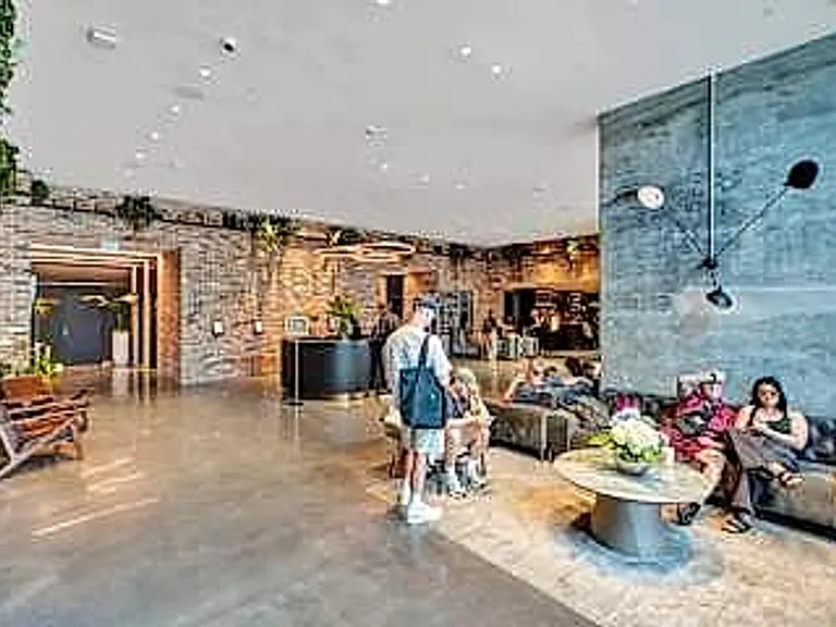 Building's Lounge