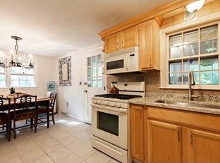 7 Seven Hills Rd, Plymouth, MA 02360