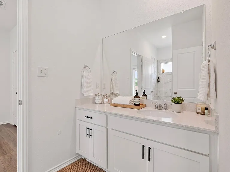 941 Legends Ln — Photo 12