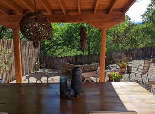 403 Apodaca Hl, Santa Fe, NM 87501