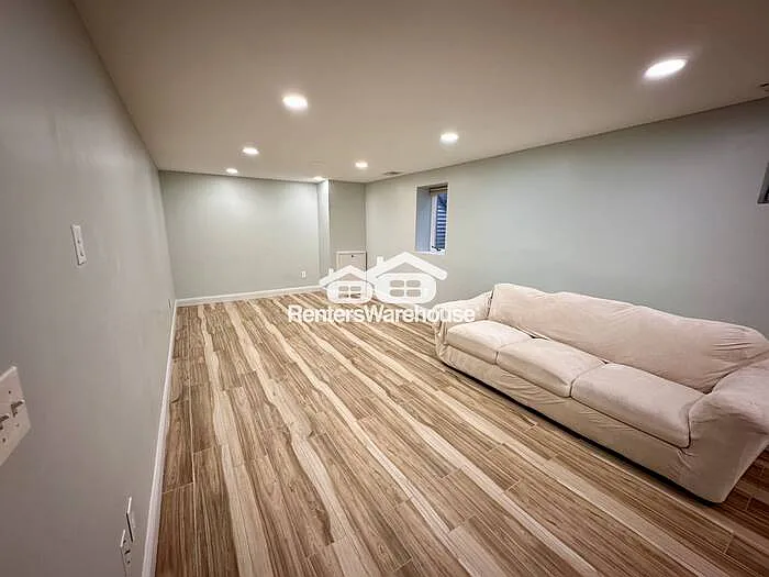 13808 Frontier Ln — Photo 16