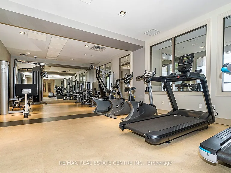 388 Prince Of Wales Dr #1411 — Photo 20