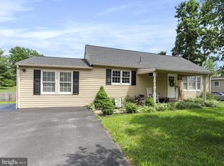 12417 Cedar Ridge Rd, Williamsport, MD 21795