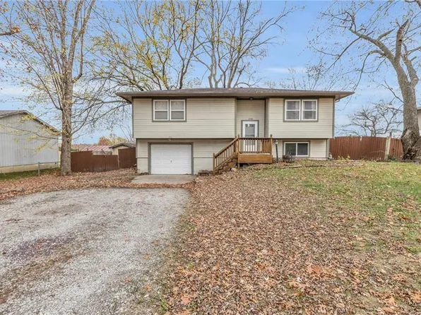 1208 Miami St, Baldwin City, KS 66006