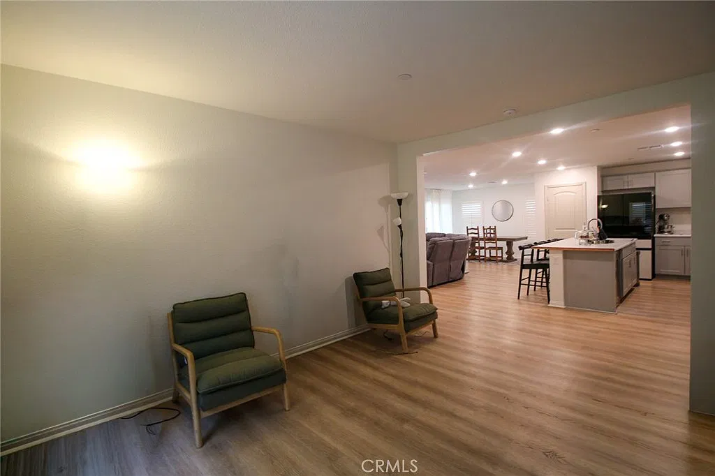 3 bed, 1771 sqft, $3,195 — Photo 4