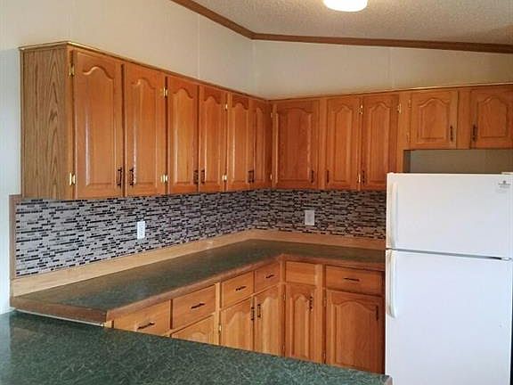5th image of 535 Rockview Dr