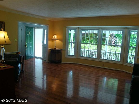 4th image of 11887 Falling Creek Dr