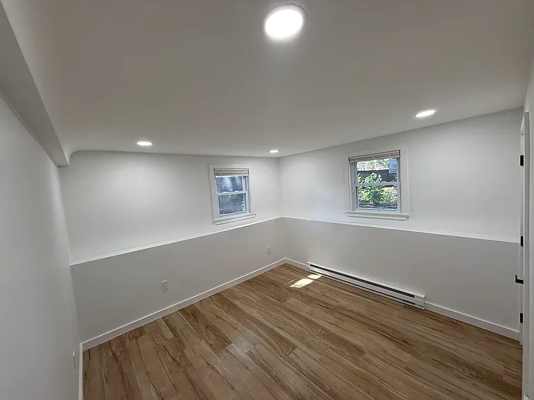 35 Hooker St #1 — Photo 6