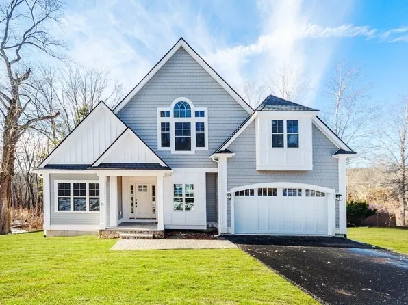 21 Glen St, Natick, MA 01760