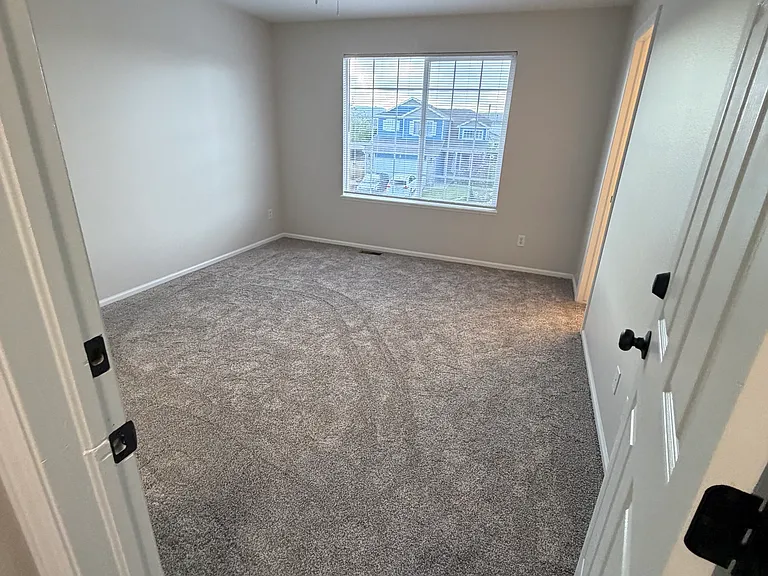 5843 Butterfield Dr — Photo 9
