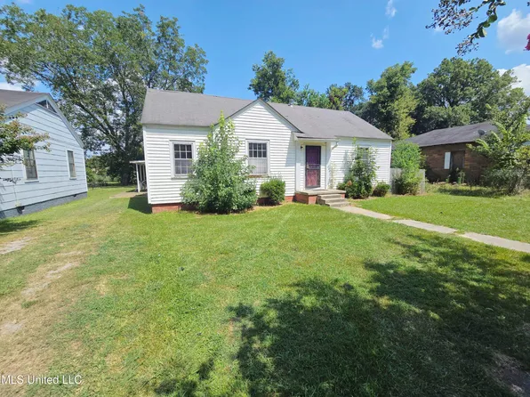 406 Washington St, Belzoni, MS 39038