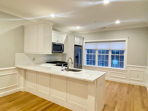 2nd image of 16 Common St #3