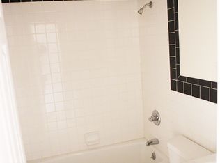 338 Lafayette Ave #2, Brooklyn, NY 11238