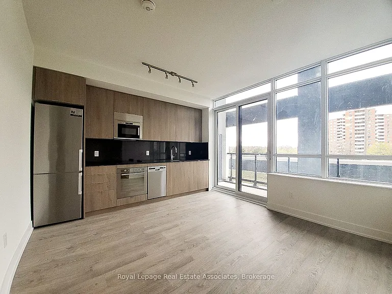 5 Mabelle Ave #227 — Photo 3