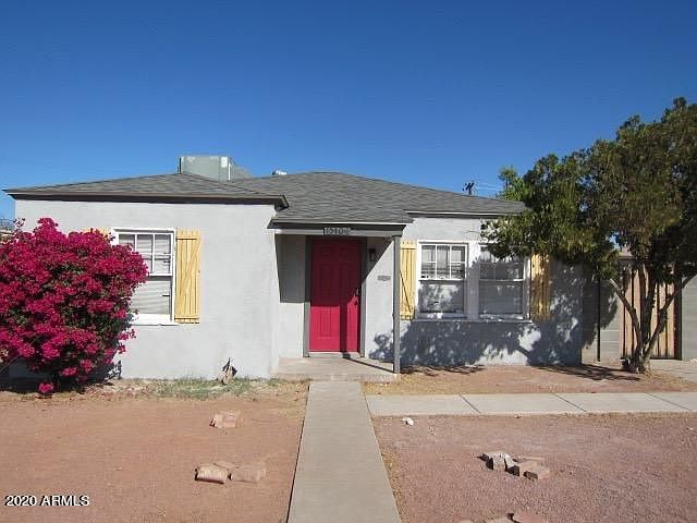 Front of Home Pic_05312022