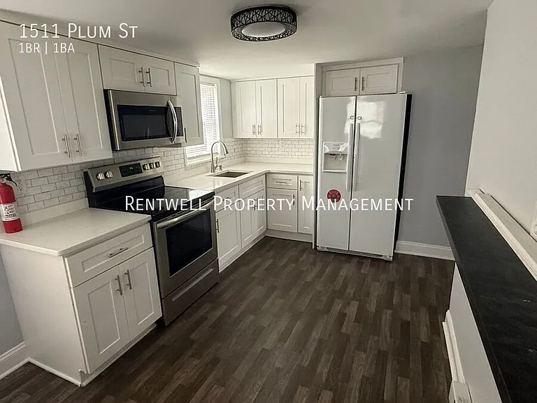 1511 Plum St — Photo 4
