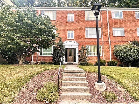 2nd image of 10402 Montrose Ave #10402