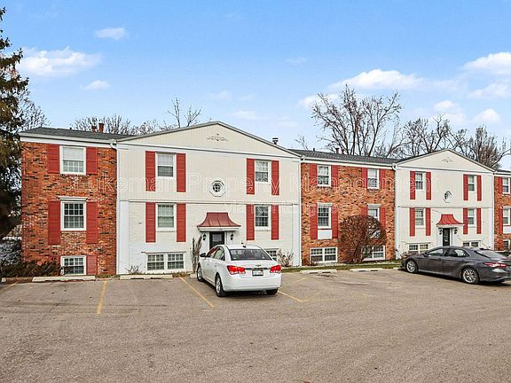 2nd image of 728 Garland Cir APT F