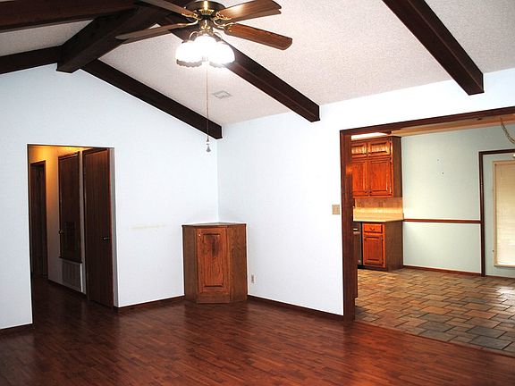 2nd image of 1012 Avenue C