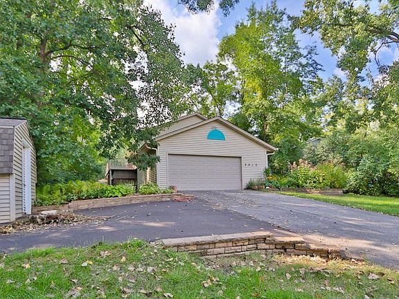 2nd image of 5915 Goldenrod Ln N