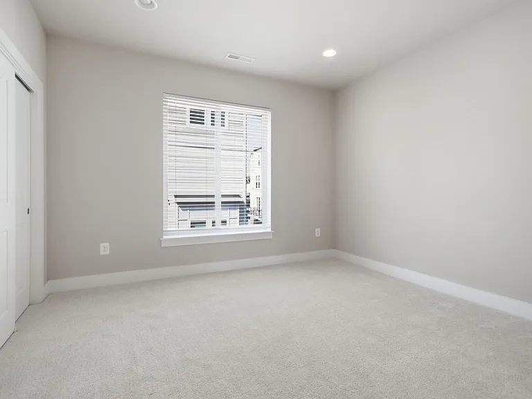 14566 Lake Vista Dr — Photo 24