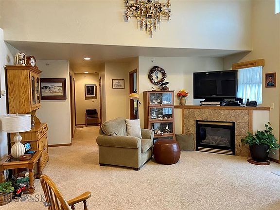 4th image of 111 N Shore Dr APT 11