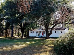 586 First Bend Rd, Harleyville, SC 29448