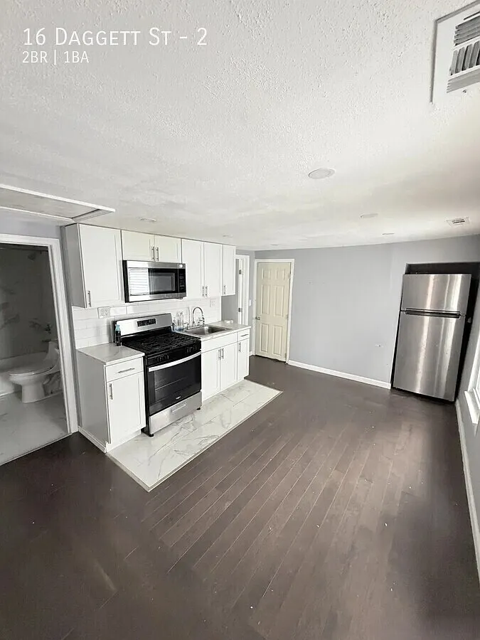 2 bed, 1515 sqft, $1,600 — Photo 2