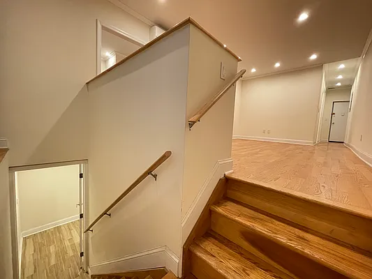 Rented by Silver Line Realty Group NY LLC | media 11