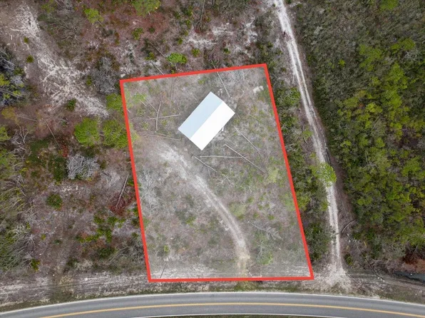 18960 Beach Rd, Perry, FL 32348