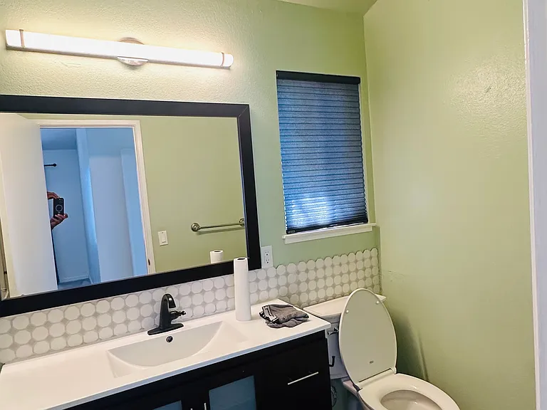 23460 Lakeridge Ave — Photo 12