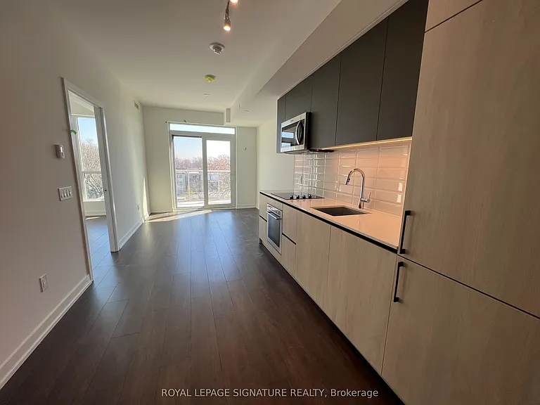 150 Logan Ave #536 — Photo 5