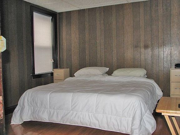 1st Floor - Master Bedroom