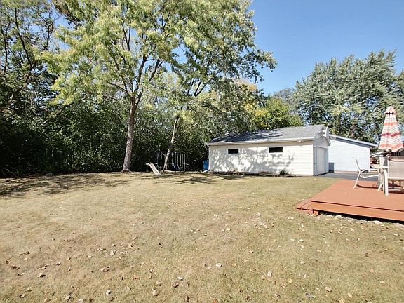5th image of 810 Cherrywood Dr