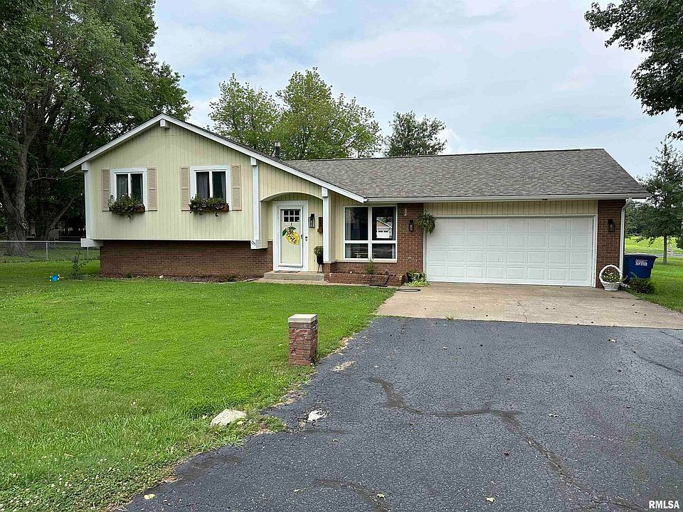 1st image of 725 Palace Dr