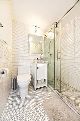 Rented by Buchbinder & Warren | media 19