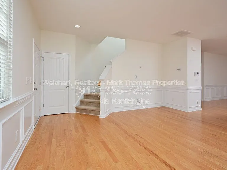 3 Moonbeam Ct — Photo 5